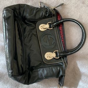 Gucci handbag in shiny black